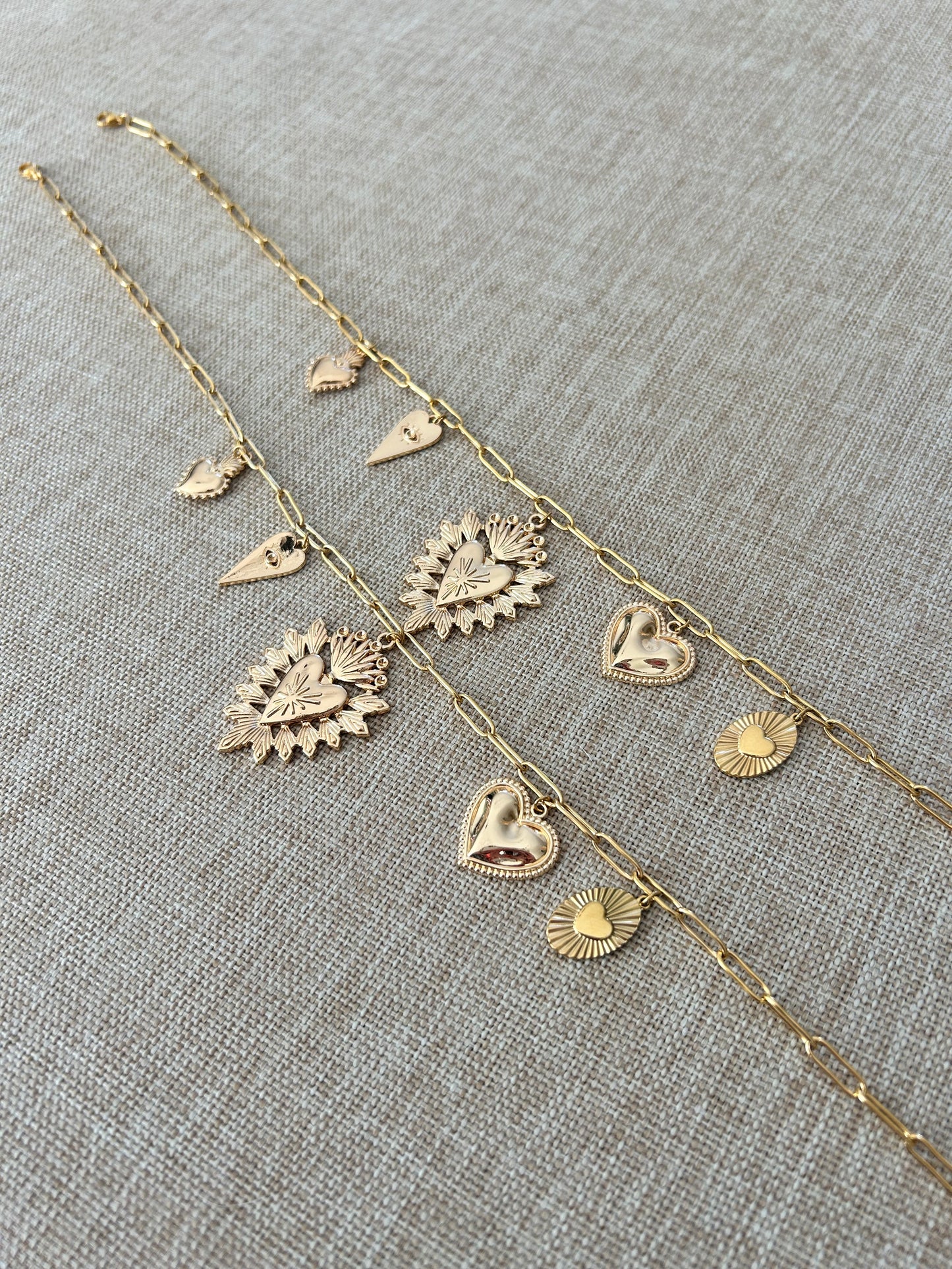 Collier breloques cœurs