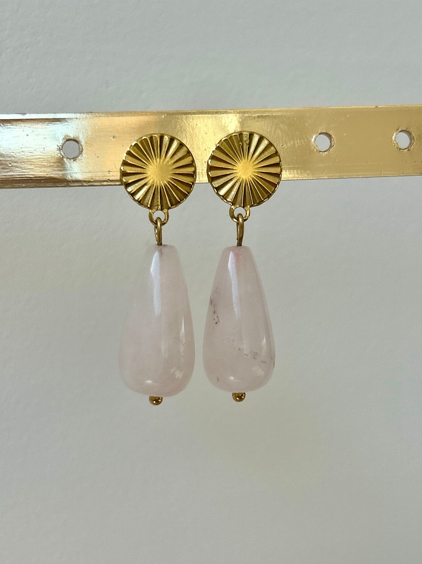 Boucles d’oreilles DOUCEUR goutte quartz rose et acier inoxydable