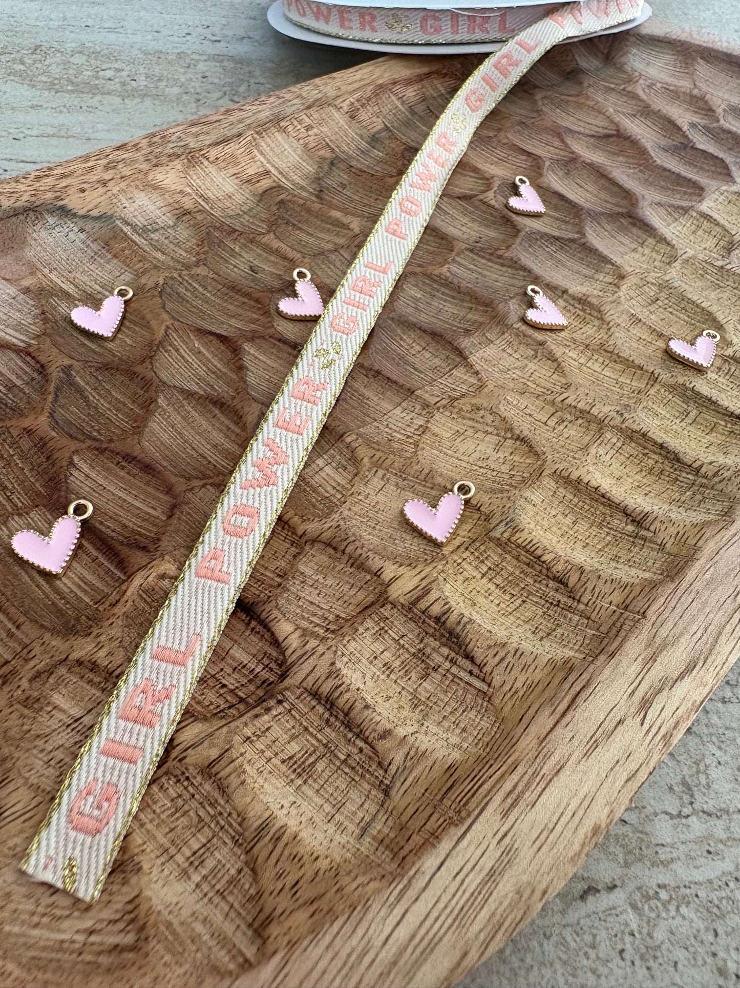 Bracelet ruban Octobre rose 🎀 Girl Power 💪🏼🩷
