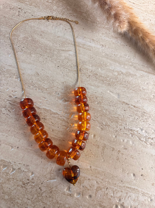Collier EVA marron, coeur en résine, sur chaîne en acier inoxydable