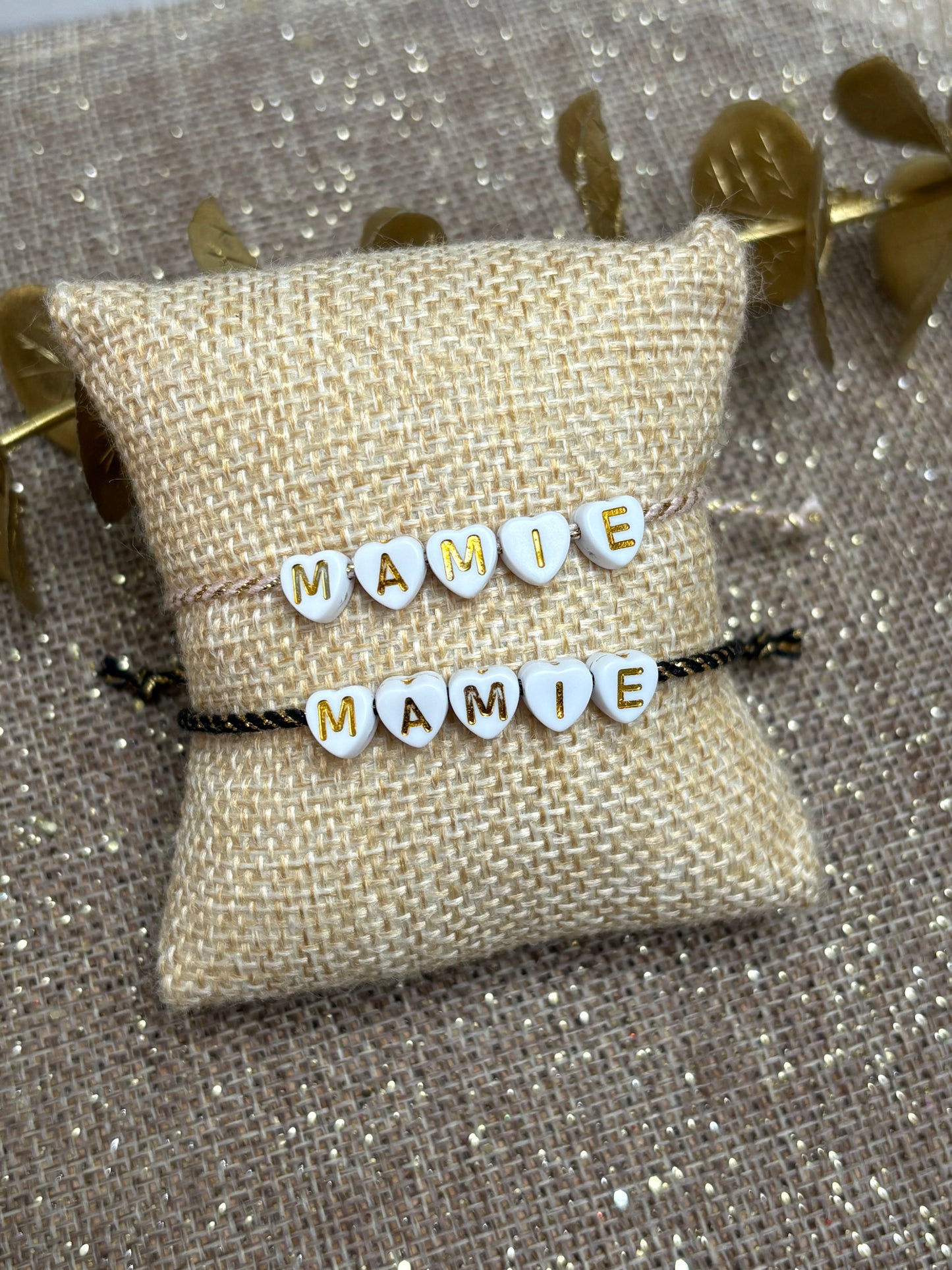 Dernière chance : bracelet cordon métallisé Mamie lettres cœurs