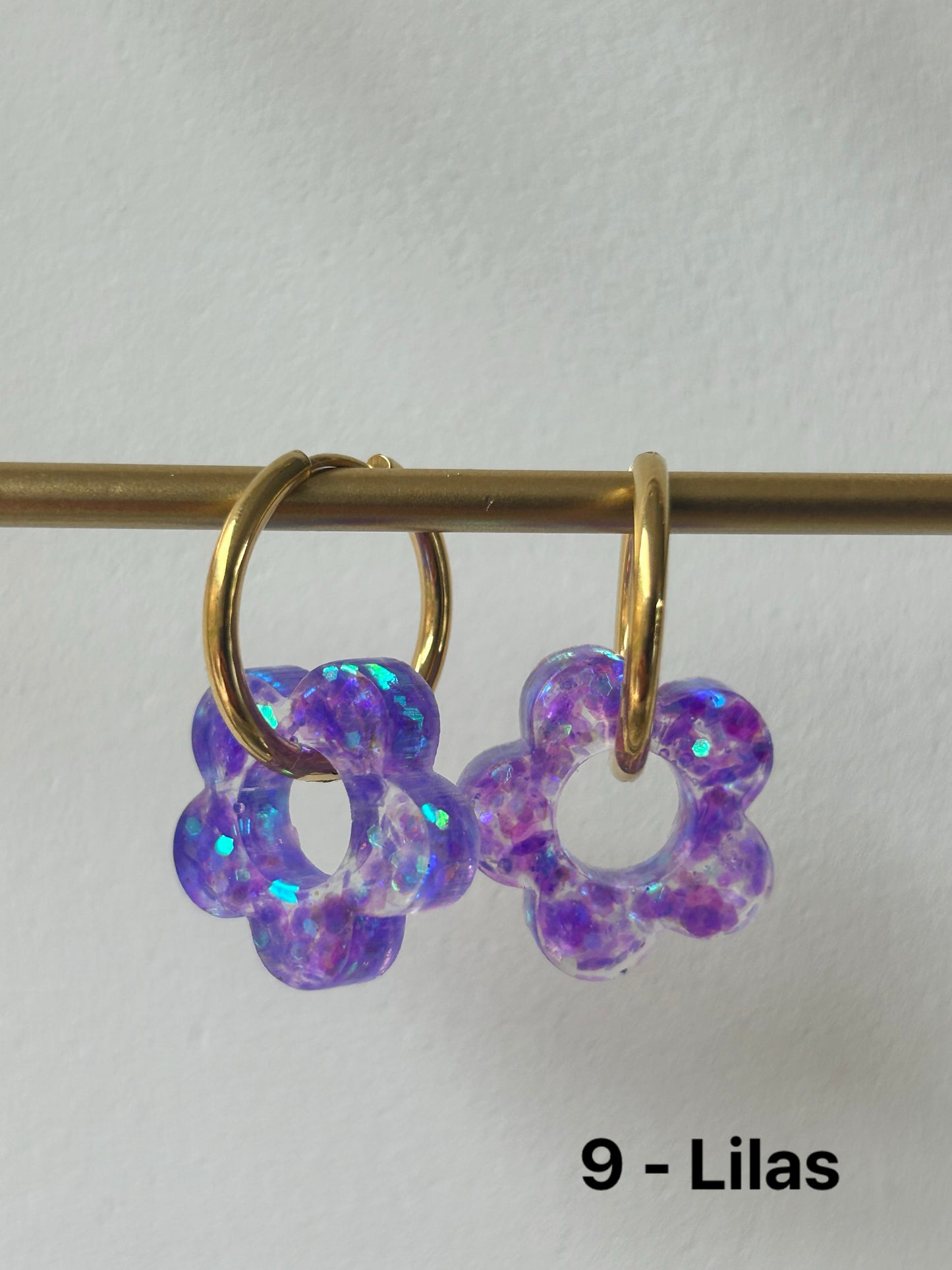 Boucles d’oreilles fleurs pailletées