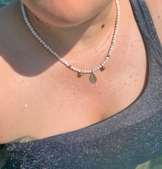 Collier CAURI en coquillage et acier inoxydable